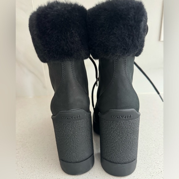 MONCLER Claudia faux fur-trimmed nubuck ankle boot EU 35 US 5 - Picture 4 of 8